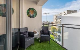 Grand Apartments - Garden Gates
